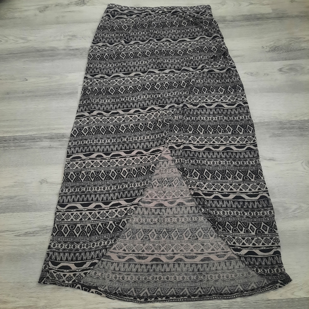 ⭐️ Maxi Skirt